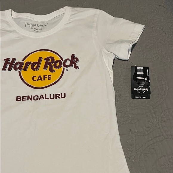 Hard Rock Cafe Bengaluru Tee NEW Size Small - Picture 3 of 7
